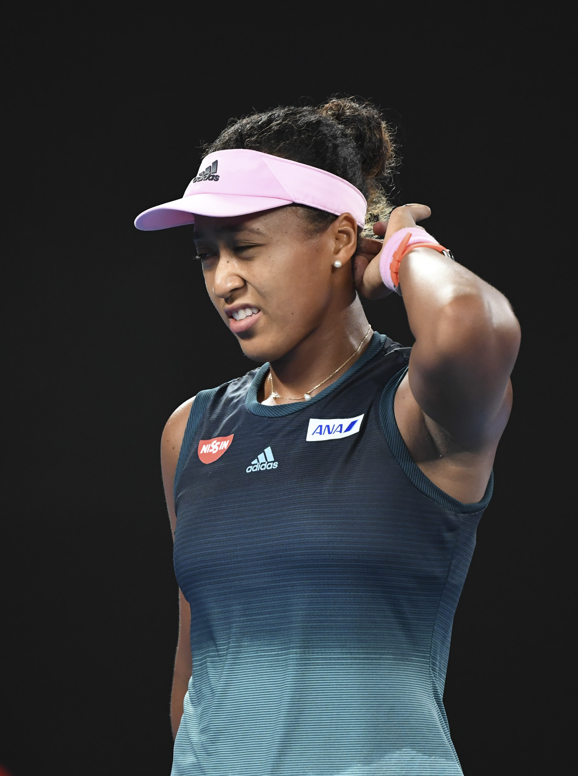 包含大坂直美重要时刻持续失利，阿森纳带队取胜！全场沸腾不已的词条